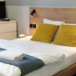 Hello Bielsko Biala Vandrarhem *